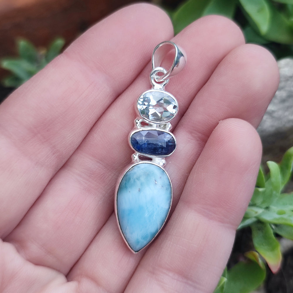 Ciondolo etnico in argento 925 con pietra - BHADAVA