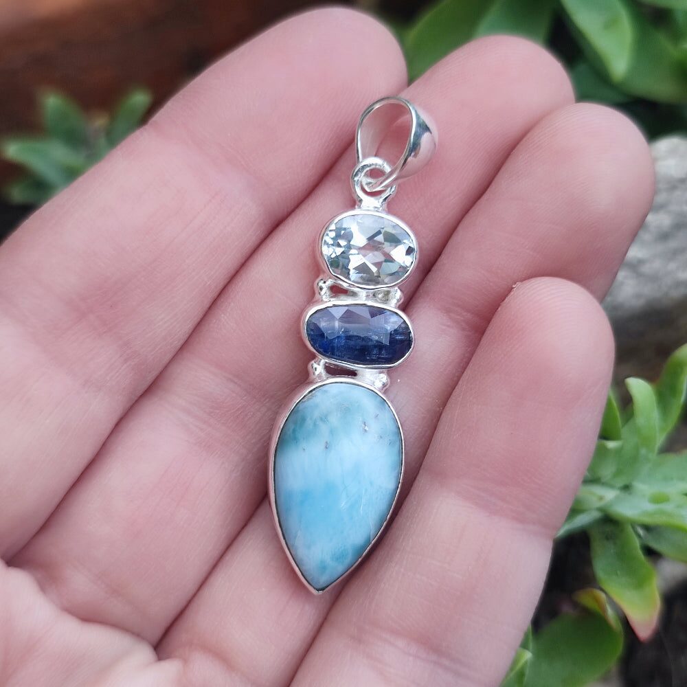 Ciondolo etnico in argento 925 con pietra - BHADAVA