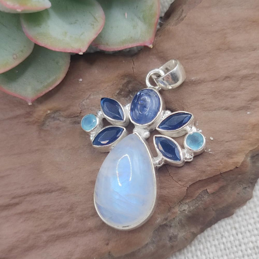 Ciondolo in argento 925 con pietra di luna - NARSINGI