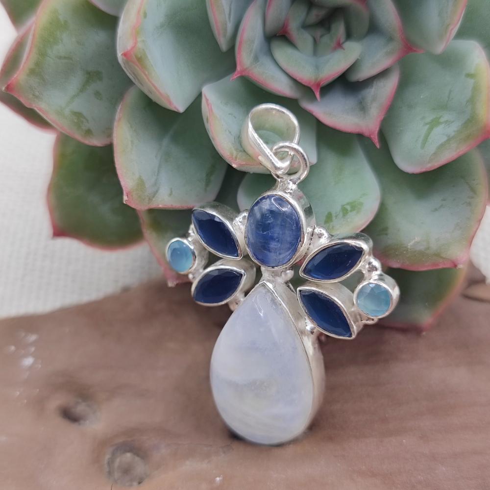 Ciondolo in argento 925 con pietra di luna - NARSINGI