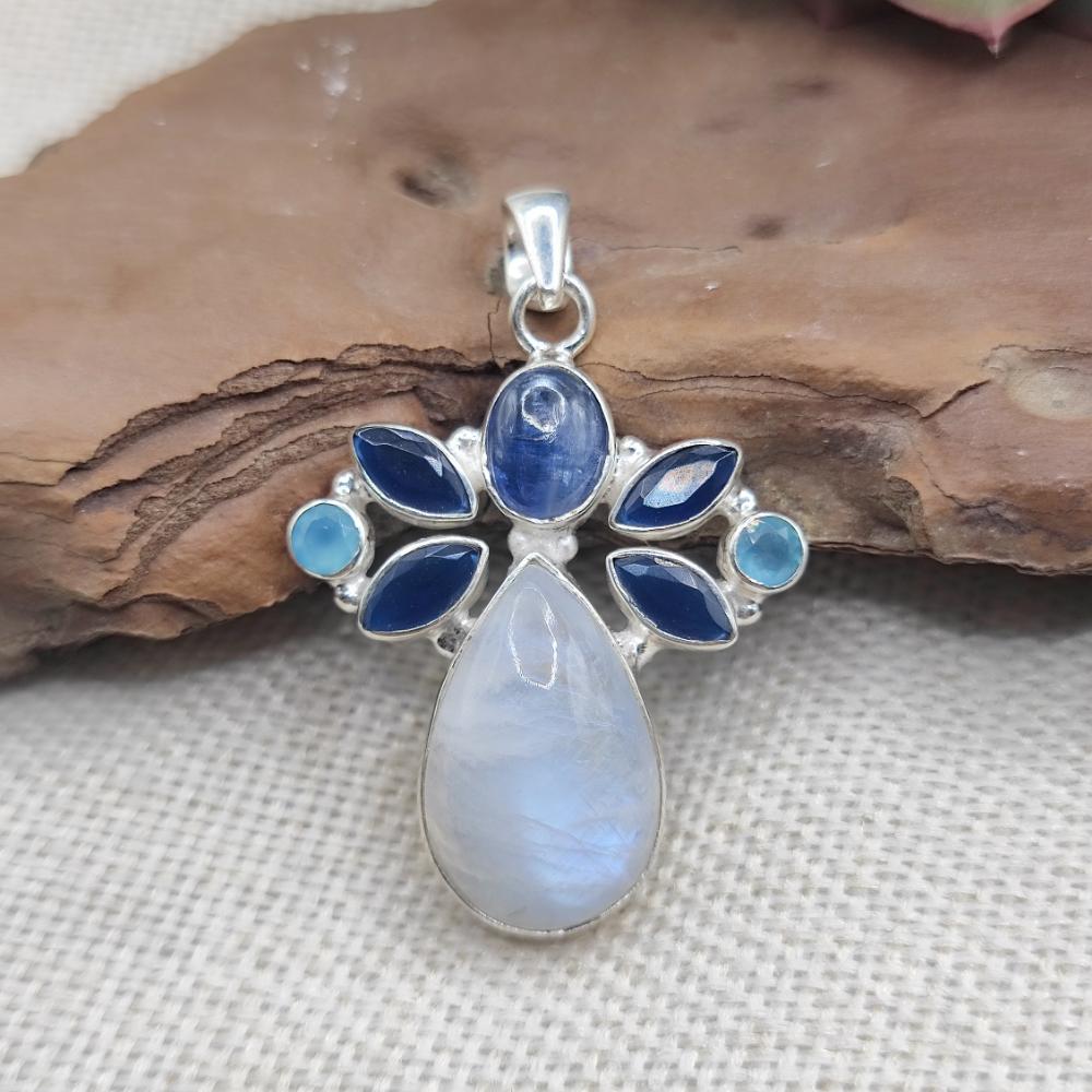 Ciondolo in argento 925 con pietra di luna - NARSINGI