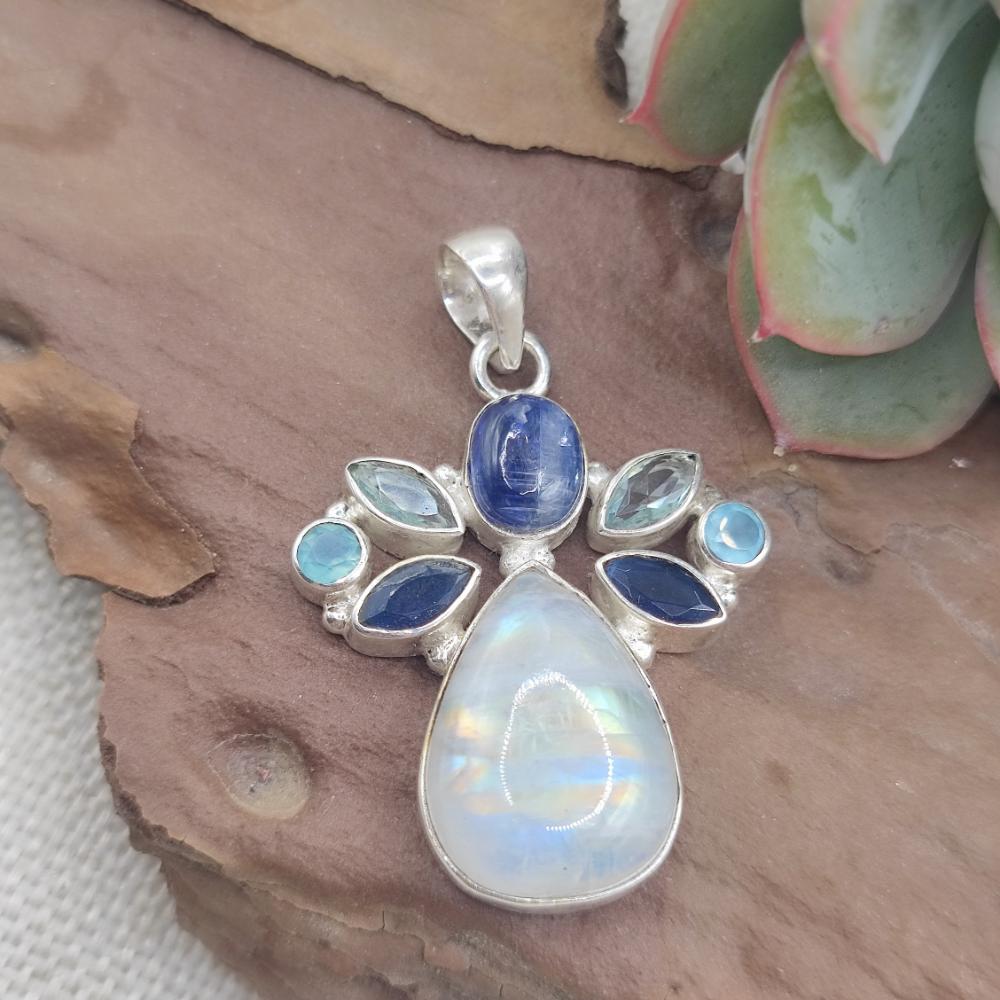 Ciondolo in argento 925 con pietra di luna - NARAYANPET