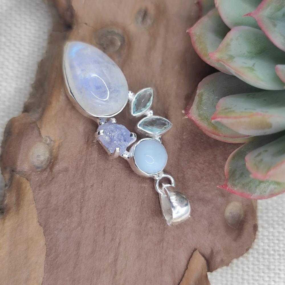 Ciondolo in argento 925 pietra di luna - RAJAHMUNDRY