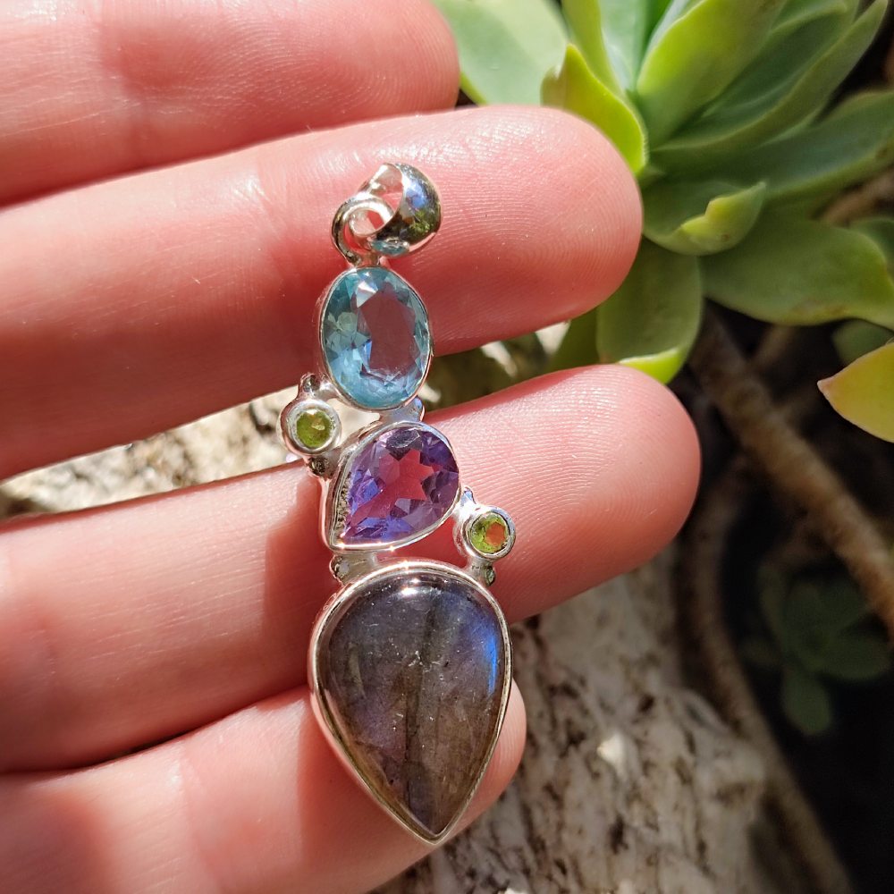 Ciondolo in argento 925 con pietra - EMBILI