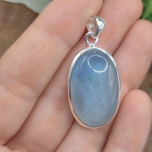 Ciondolo ovale in argento 925 con pietra - KIRWIL