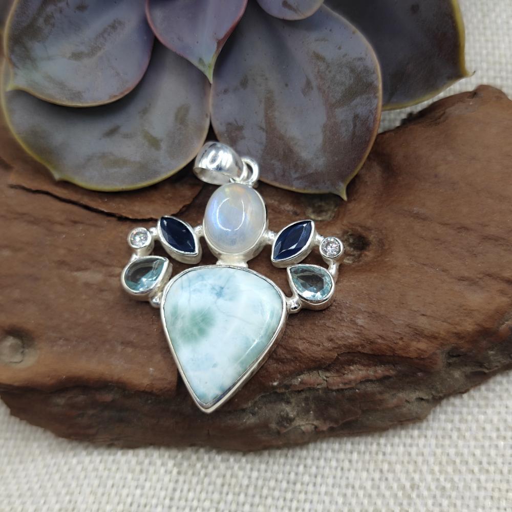 Ciondolo etnico in argento 925 con pietra - KOTBIU