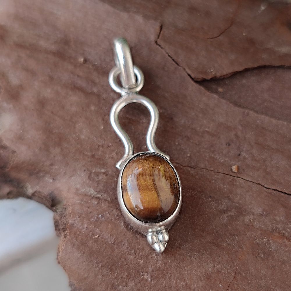 Ciondolo etnico in argento 925 pietra - MADGURI