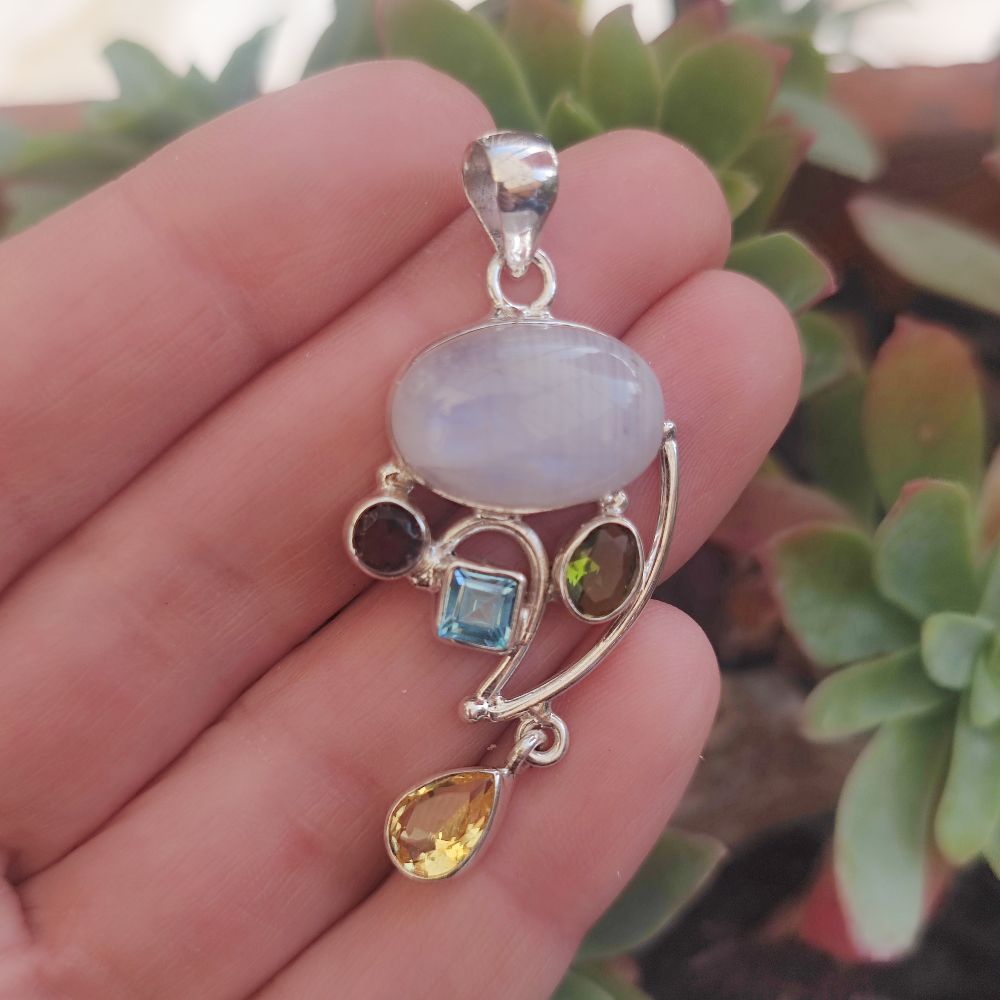 Ciondolo etnico in argento 925 con pietra - MANIPUR