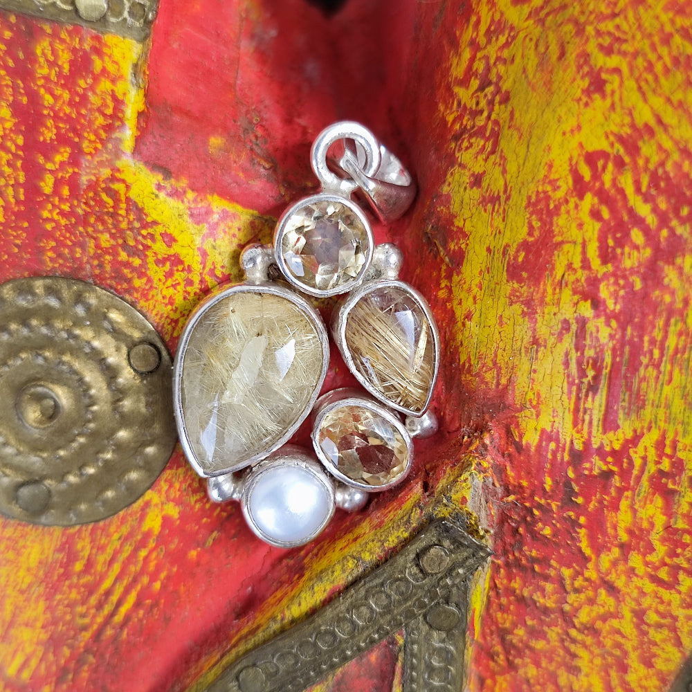 Ciondolo etnico in argento 925 con pietra - RAJAMALA