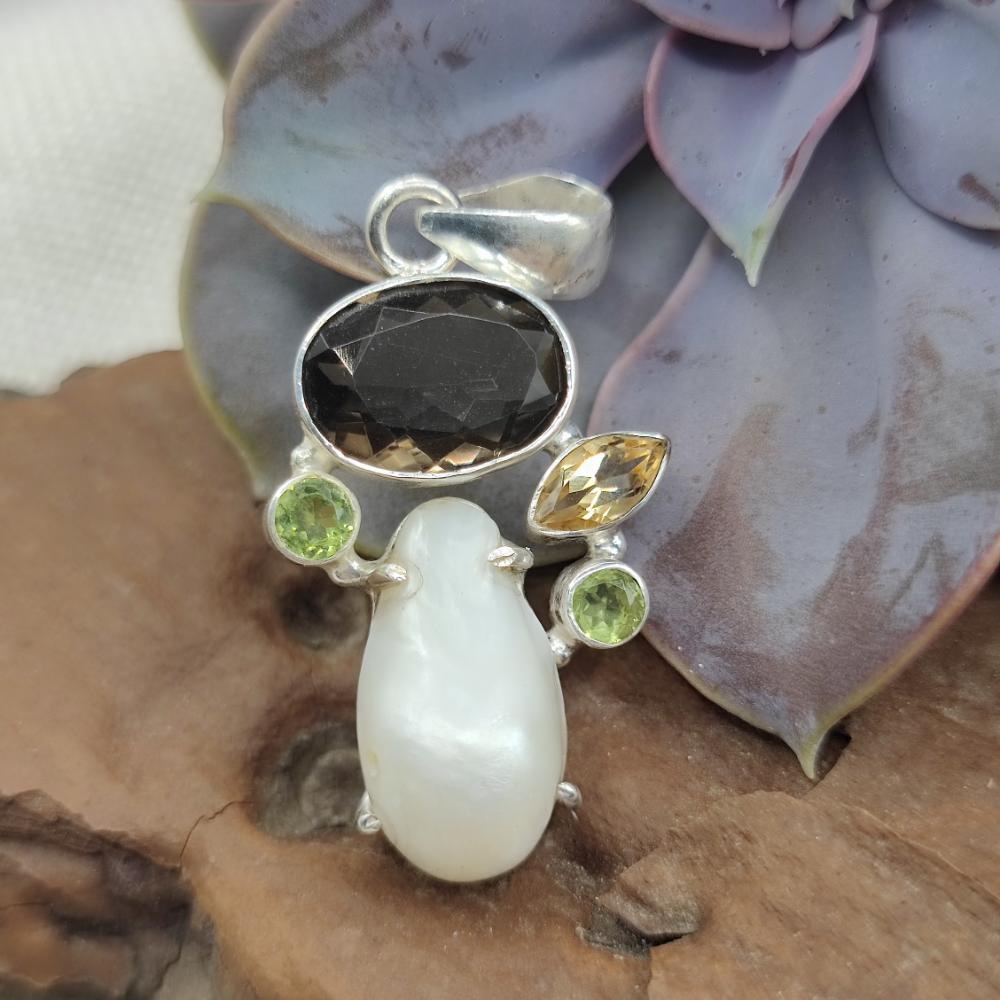 Ciondolo etnico in argento 925 con pietra - SALTERI