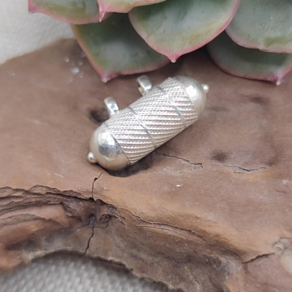 Ciondolo etnico porta preghiere argento 925 - RAYADURG