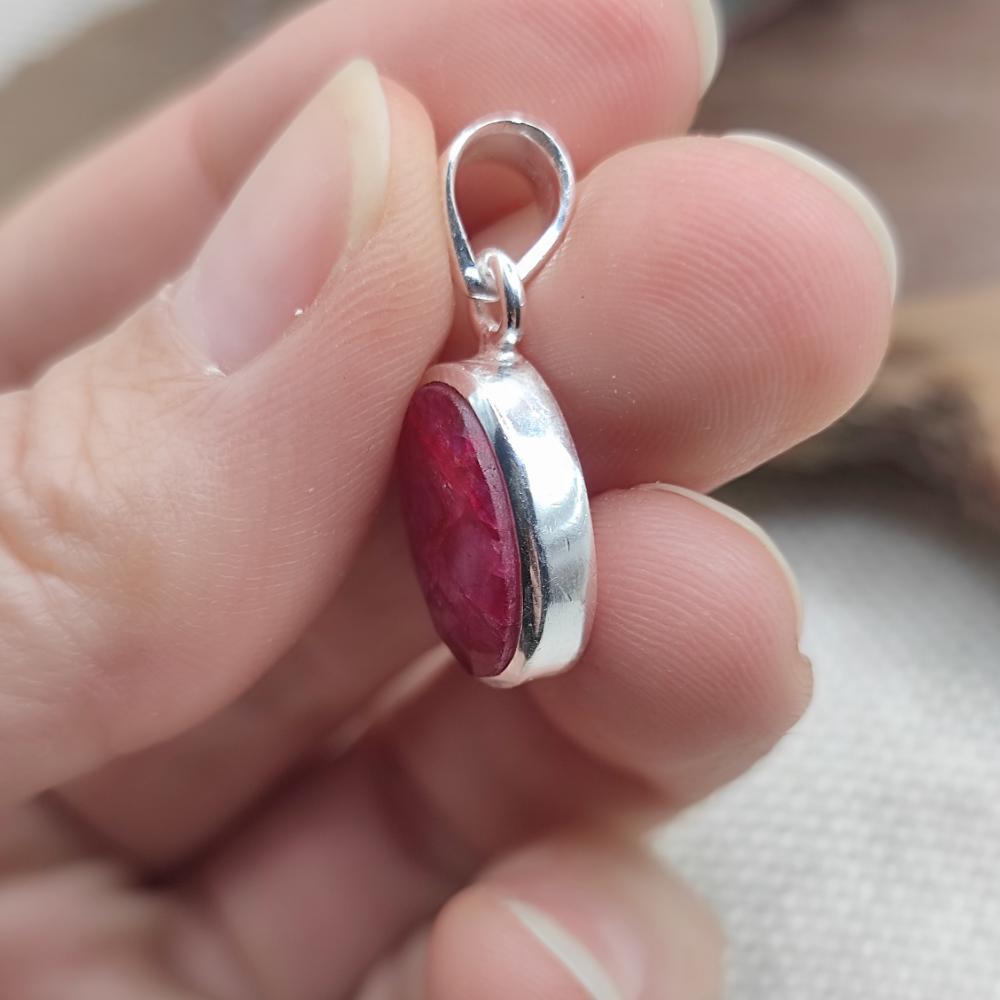Ciondolo ovale in argento 925 radice di rubino - SINGAPUR