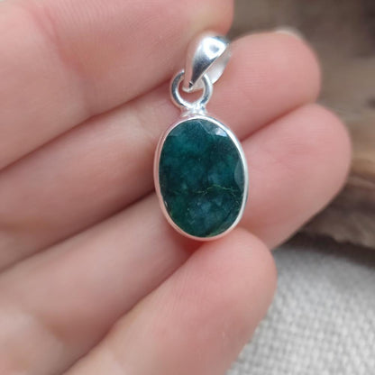 Ciondolo ovale in argento 925 radice di rubino - SINGAPUR