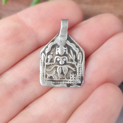 Ciondolo in argento antico con divinità Shiva - GANDAJ