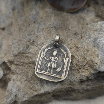 Ciondolo in argento antico Kali - CHANDRAKANT