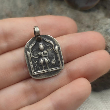 Ciondolo in argento antico Kali - CHANDRAKANT