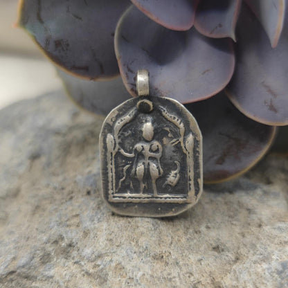 Ciondolo in argento antico Kali - CHANDRAKANT