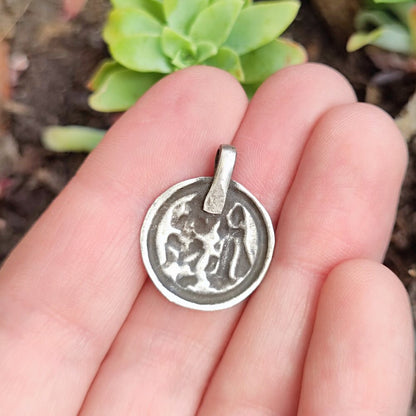 Ciondolo in argento antico con Ganesh e Lakshmi - SEMLIYA