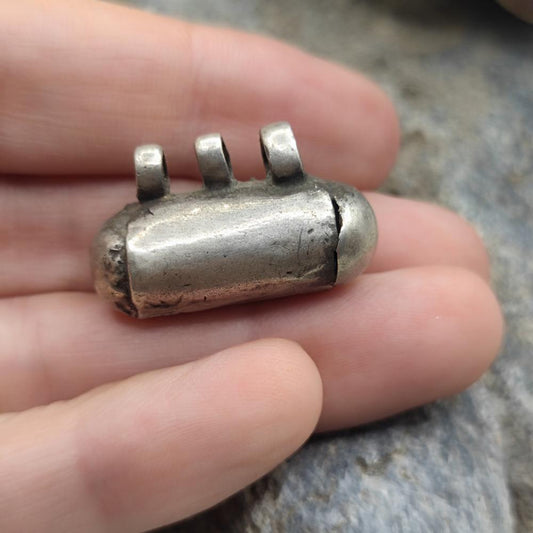 Ciondolo in argento antico con Porta Preghiere - ANKUR
