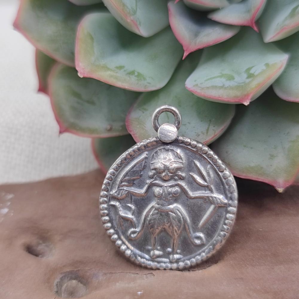 Ciondolo in argento antico Shiva - NELLIMARLA