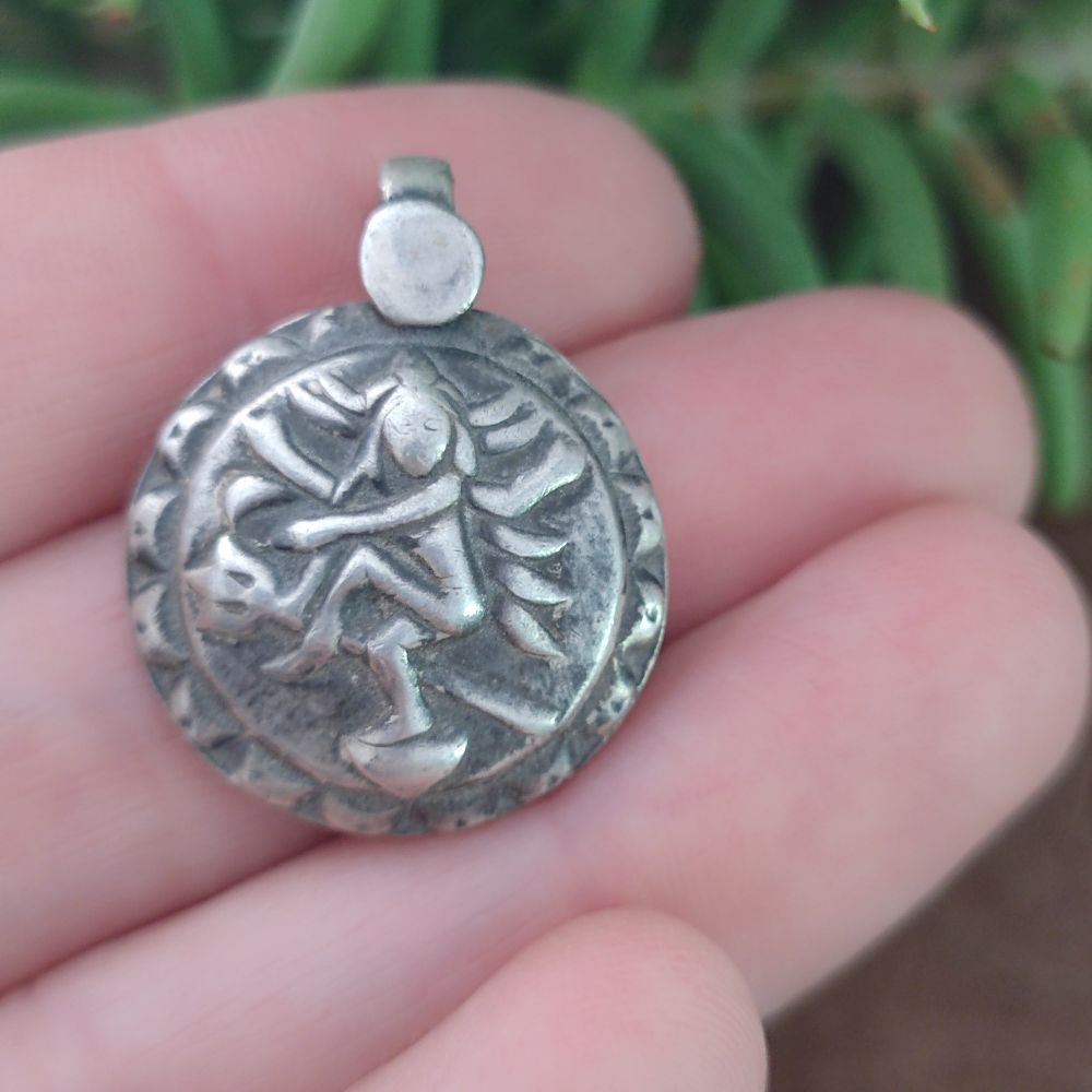 Ciondolo in argento antico con divinità Shiva - KOPHA