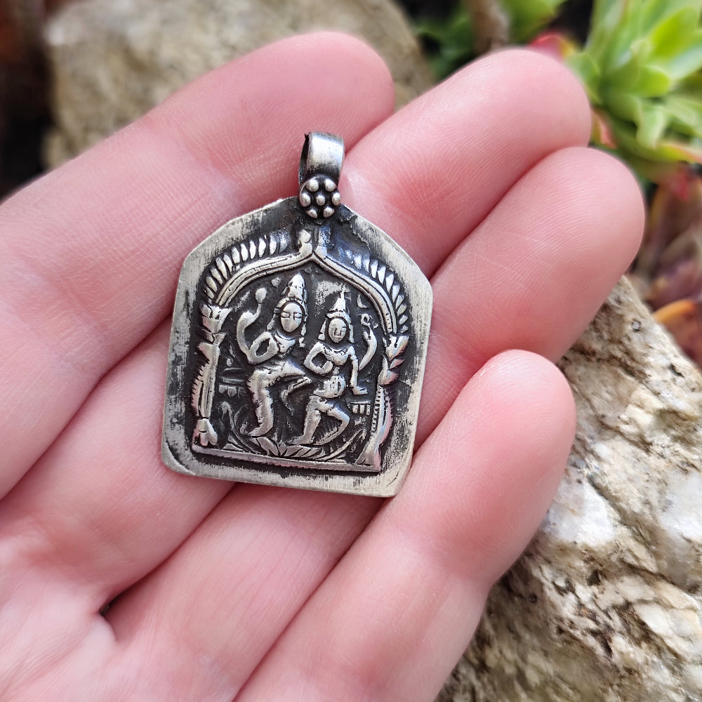 Ciondolo in argento antico con Shiva Nataraja - KHARWANDI