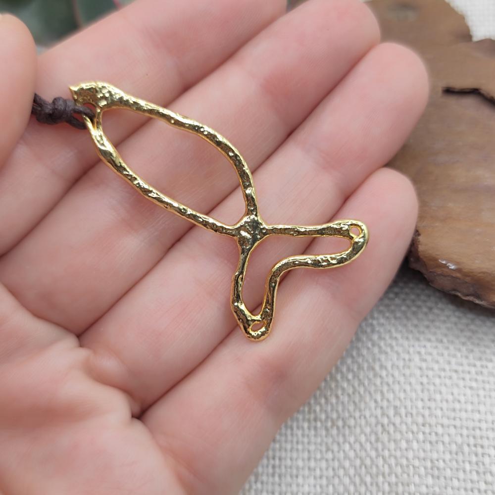 Ciondolo artigianale in ottone dorato pesce - MACHHALEE