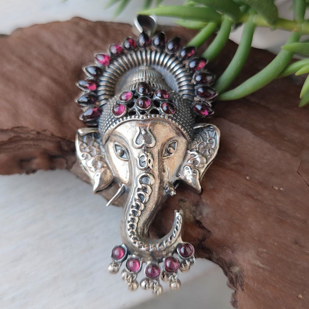 Ciondolo in argento 925 elefante con pietra - HARITARI