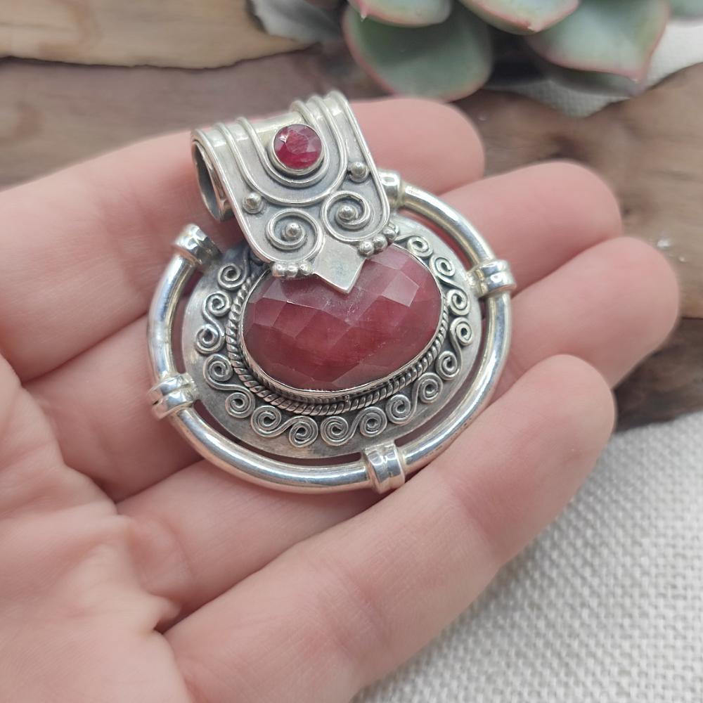 Ciondolo etnico in argento 925 con pietra - AKSI