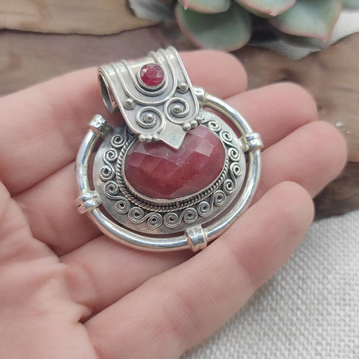 Ciondolo etnico in argento 925 con pietra - AKSI