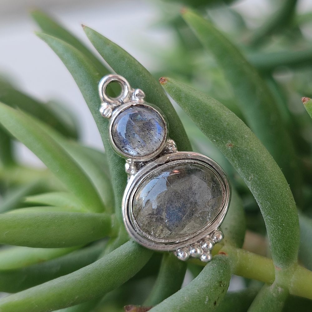 Ciondolo etnico in argento 925 pietra - ARSALI