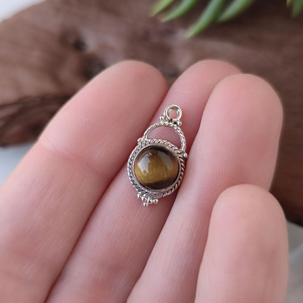 Ciondolo etnico in argento 925 pietra - DEOSAR