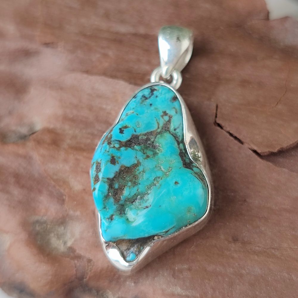 Ciondolo artigianale in argento 925 con pietra - JUNPUT