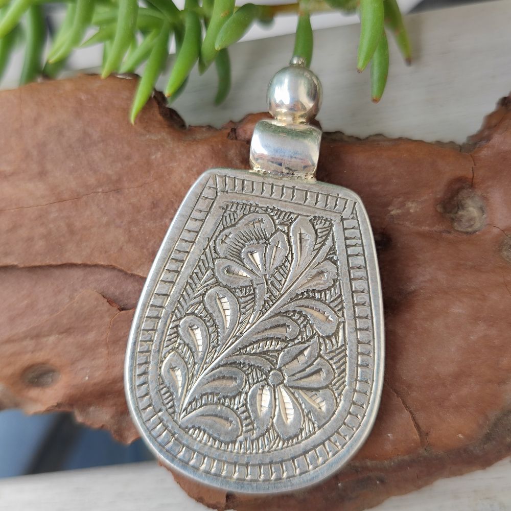 Ciondolo etnico indiano in argento 925 - ROLADIH