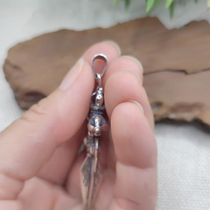 Ciondolo con Phurba in argento 925 - SONHYAK