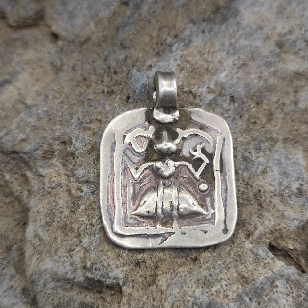 Ciondolo etnico in argento antico Durga - TARANGA