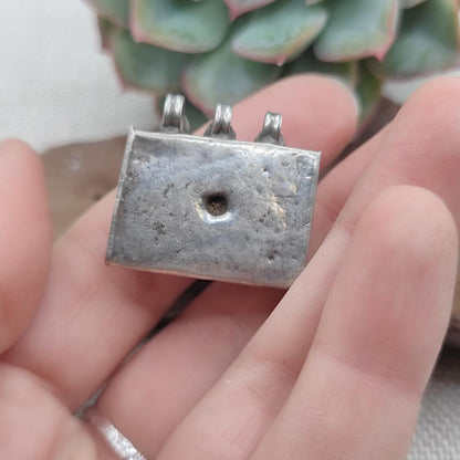 Ciondolo etnico in argento antico con PORTA PREGHIERE - NIZA