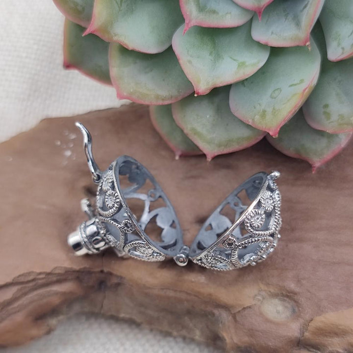 Ciondolo etnico sfera apribile argento 925 - PITHAPURAM