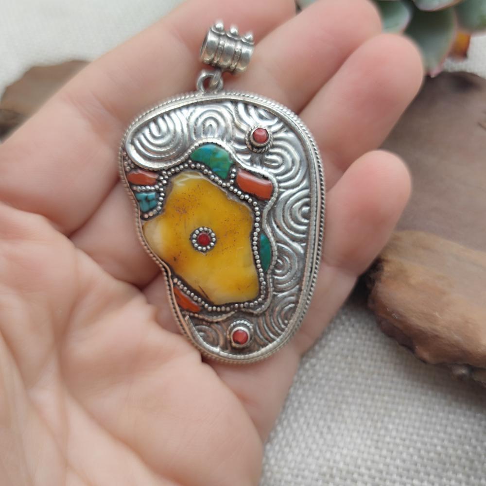 Ciondolo etnico tibetano in argento 925 ambra - YADAGI