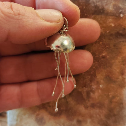 Ciondolo artigianale medusa in argento 925 - NISHA – immagine 12