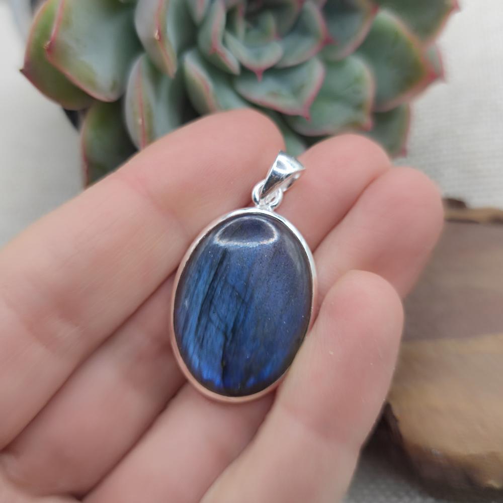 Ciondolo ovale in argento 925 labradorite - SARAPAKA