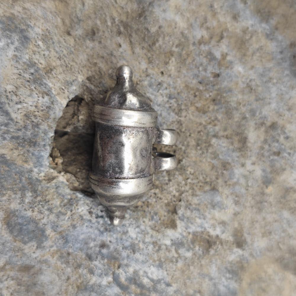 Ciondolo portapreghiere in argento antico - KALYARA