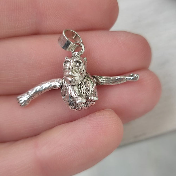 Ciondolo scimmia in argento 925 - MONKEY
