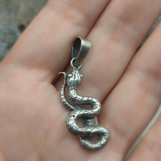 Ciondolo in argento 925 con serpente - CHANDAN