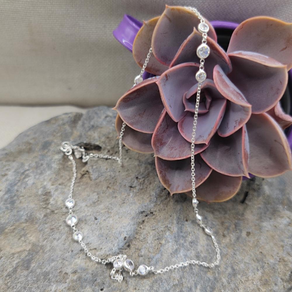 Collana girocollo in argento con zirconi - MEHERAN