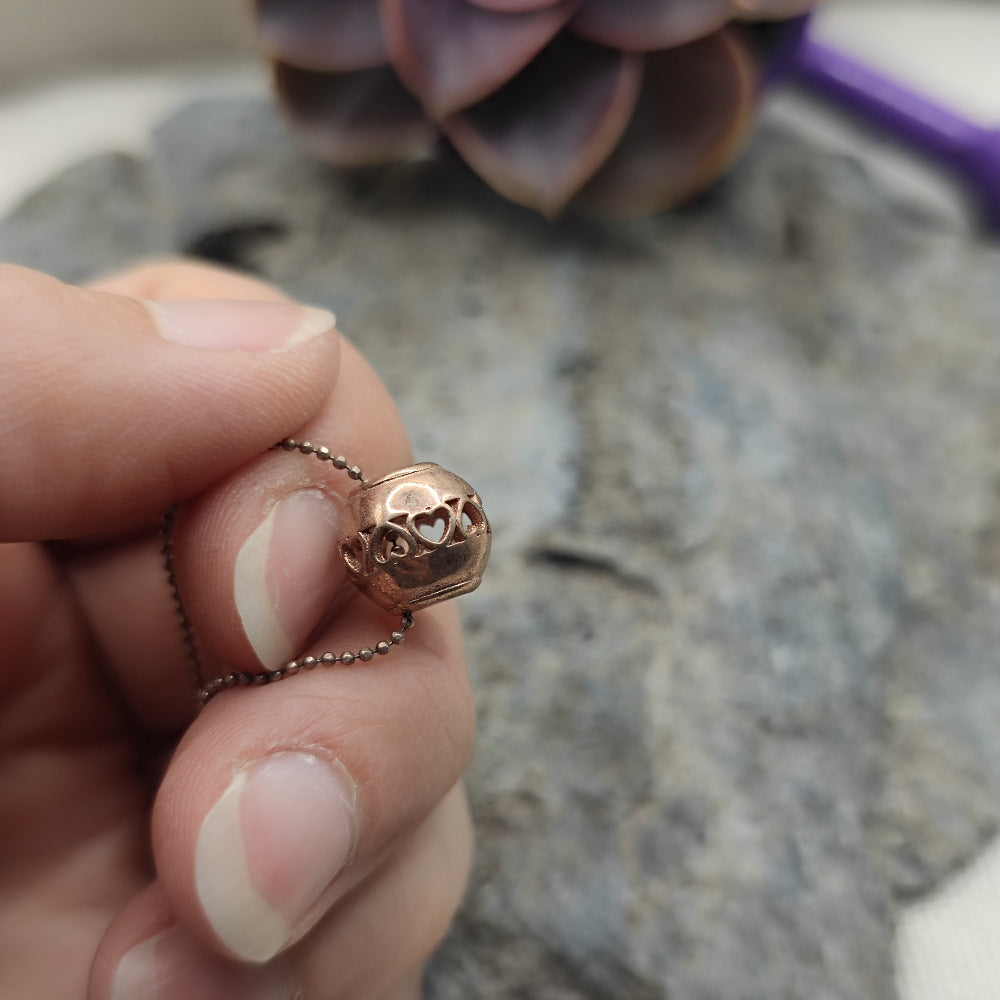 Collana in argento rosé con cuori - MAHENUR