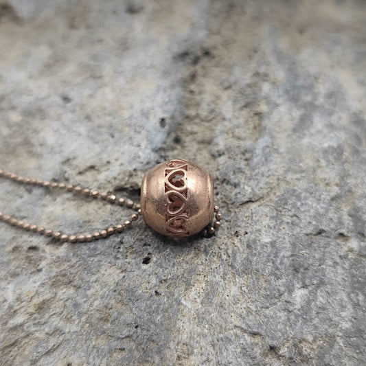 Collana in argento rosé con cuori - MAHENUR