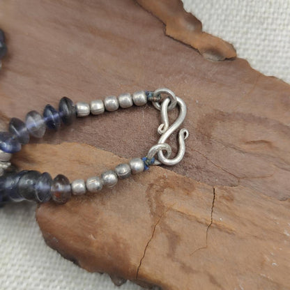 Collana artigianale in argento 925 e iolite - SUBARNAREKHA