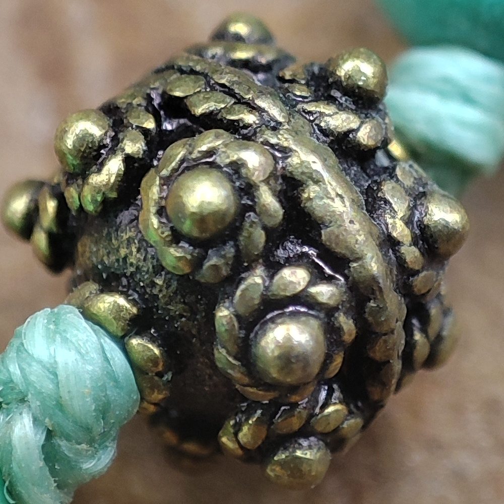 Collana artigianale crisoprasio in ottone - MUSI - macro