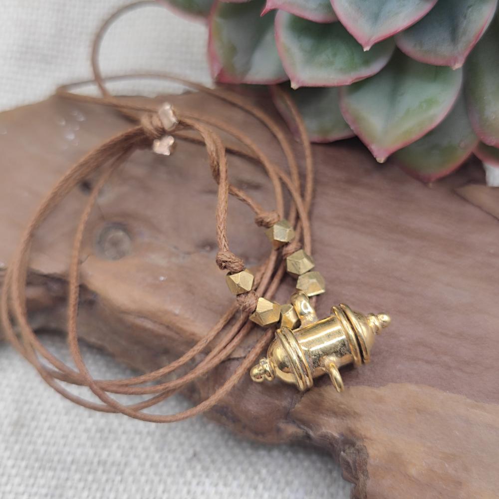 Collana artigianale con portapreghiere in ottone - SURMA